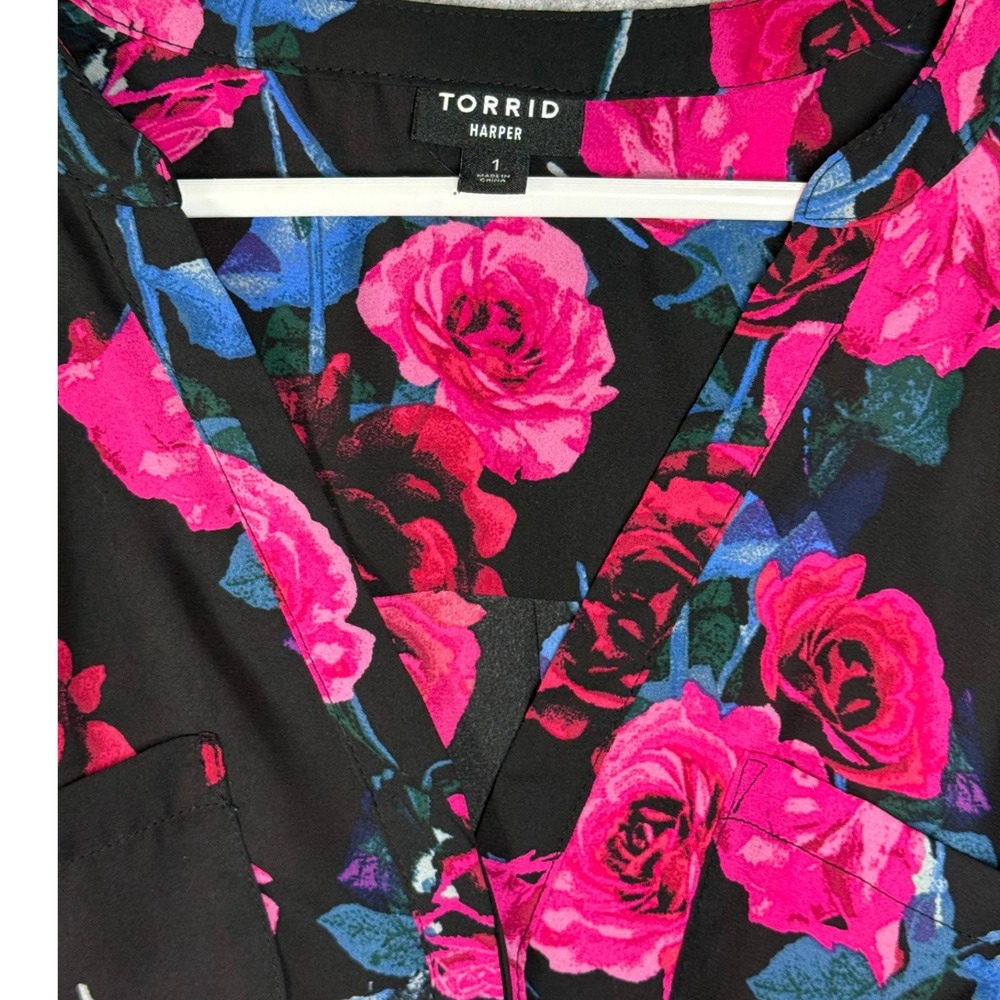 Torrid Harper Blouse 1 Plus Black Pink Rose Moody Floral Top Long Slv Career - Picture 3 of 3